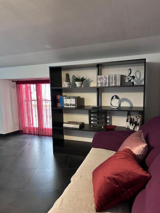 ניקוסיה Elegante Appartamento Privato In Palazzo Storico Del XVIII - Pieno Centro מראה חיצוני תמונה