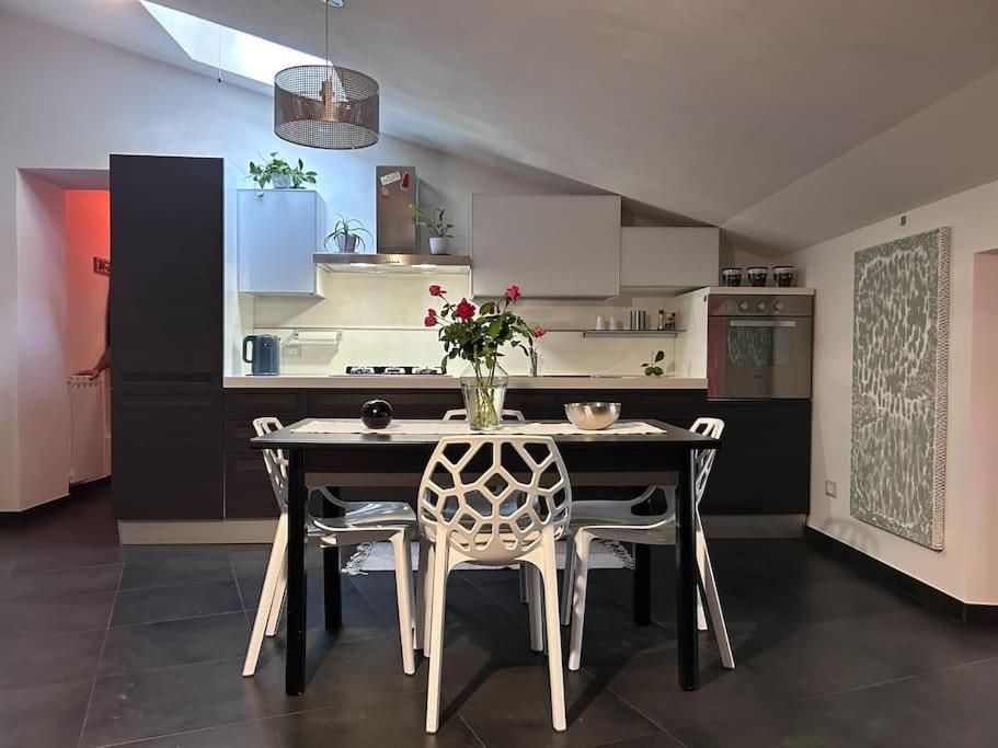 ניקוסיה Elegante Appartamento Privato In Palazzo Storico Del XVIII - Pieno Centro מראה חיצוני תמונה